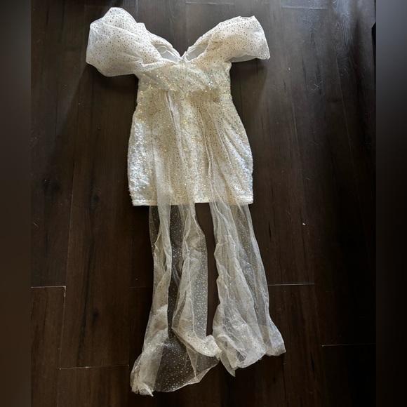 Off-Shoulder White Dress great for bride or bachelorette parties - Picture 4 of 7